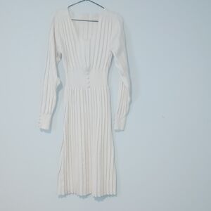 Chic White Long Sleeve Dress